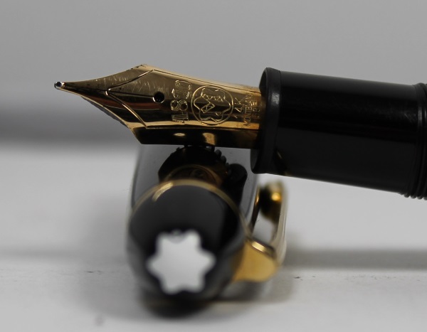 Füllfederhalter Montblanc Meisterstück N° 146 Feder 585 Gold